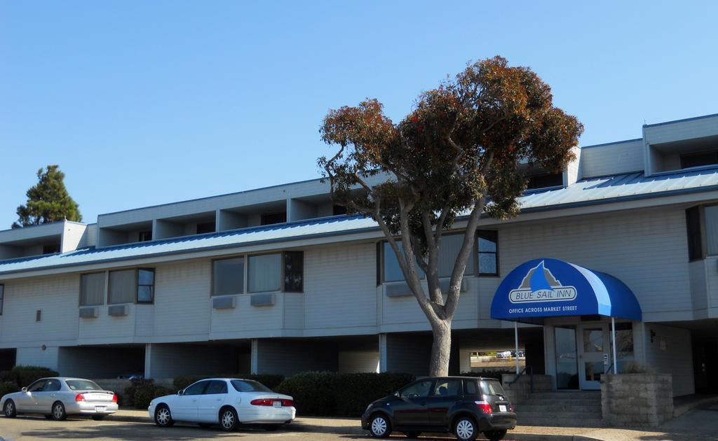 Blue Sail Inn Моро Бей Екстериор снимка